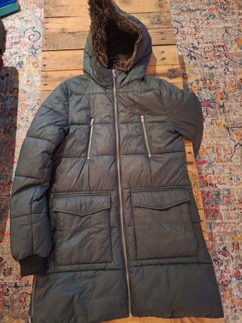 Women's Hooded Puffer Coat in Forest Green